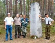 234 suomalaisen kaatuneen hautamuistomerkill�