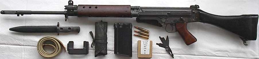 L1A1 lisävarusteineen
