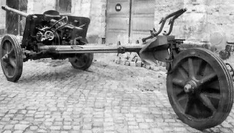 PaK38 kolmella pyörällä